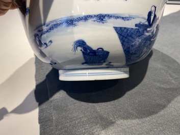 Een keizerlijke Chinese blauw-witte 'rijstproductie' kom, Kangxi merk en periode